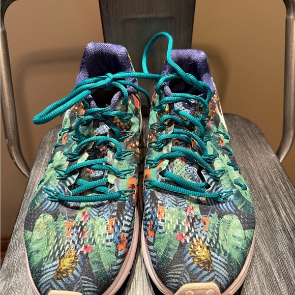 NikeID Air Zoom Pegasus 33 Floral Aloha Size 8 - Picture 11 of 11
